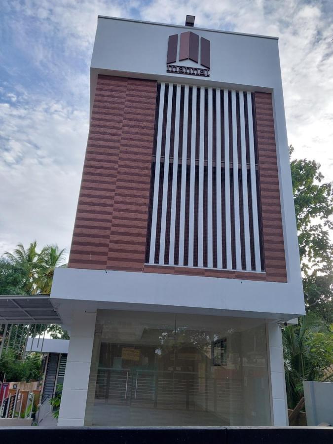 Hotel Mannat Residence Thiruvananthapuram Екстериор снимка