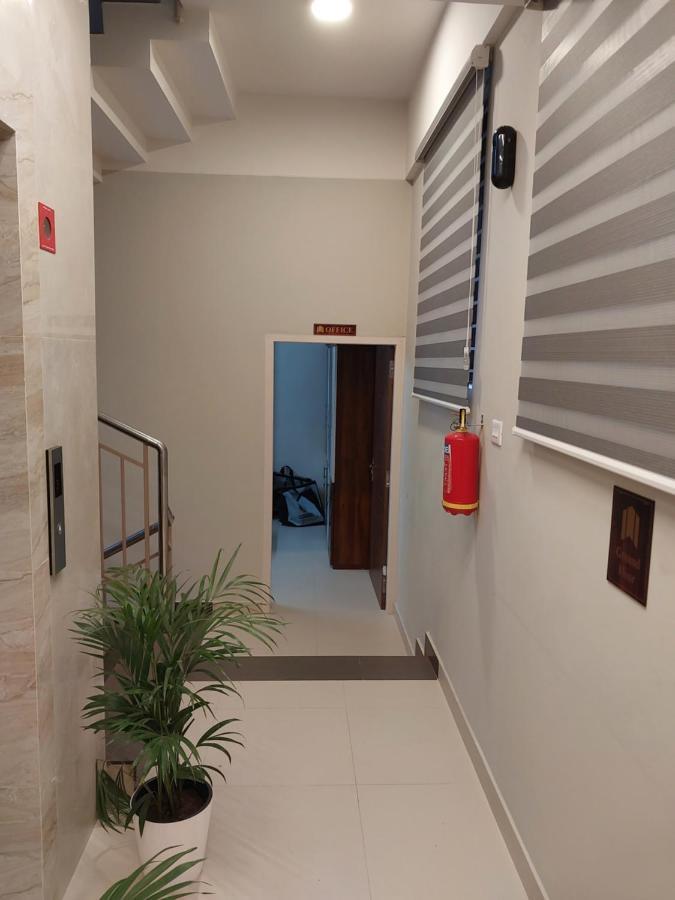 Hotel Mannat Residence Thiruvananthapuram Екстериор снимка