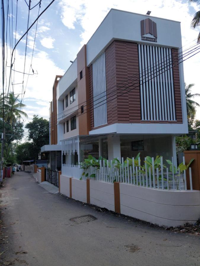 Hotel Mannat Residence Thiruvananthapuram Екстериор снимка