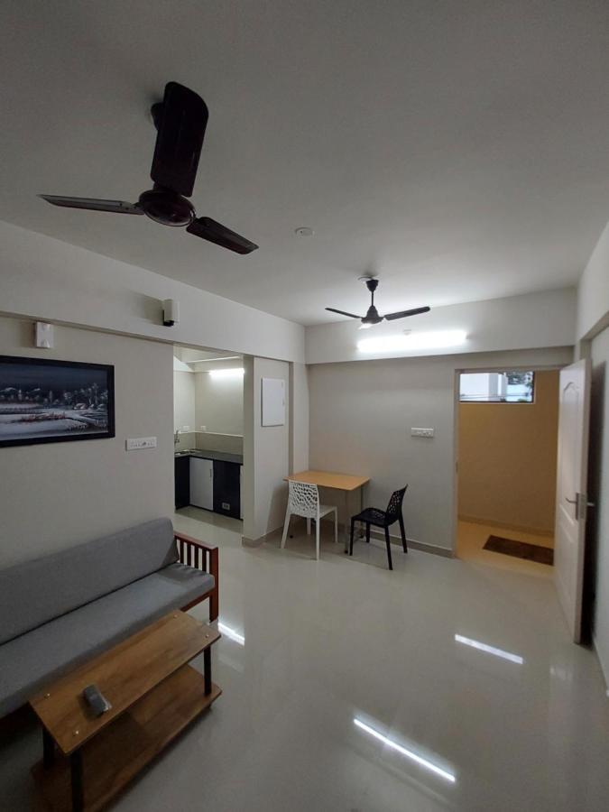 Hotel Mannat Residence Thiruvananthapuram Екстериор снимка