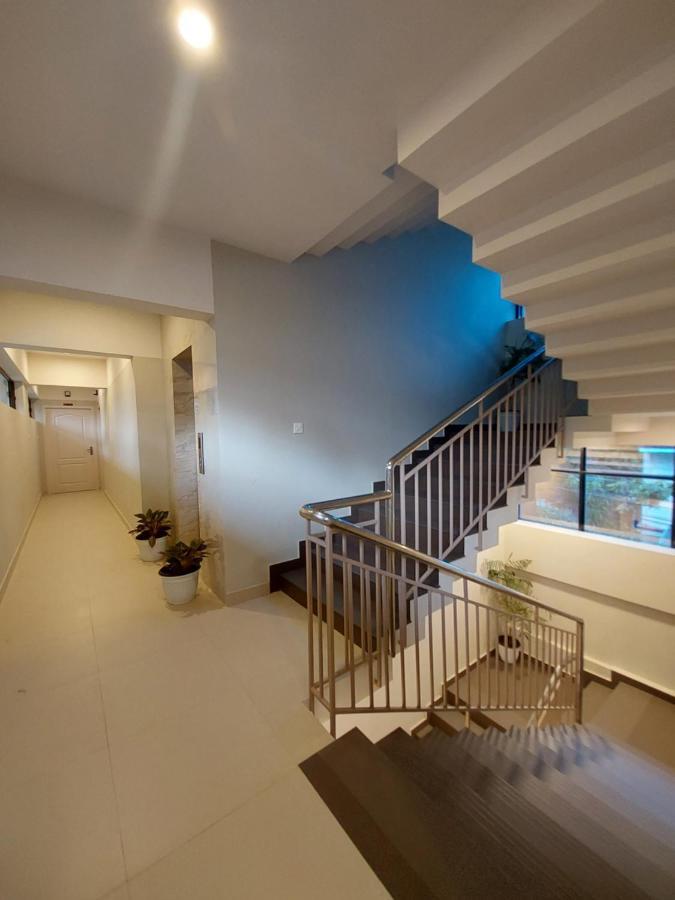 Hotel Mannat Residence Thiruvananthapuram Екстериор снимка